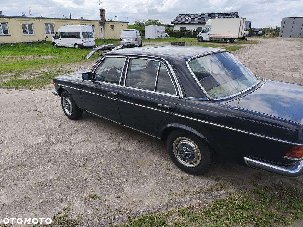 Mercedes-Benz W123 - 9