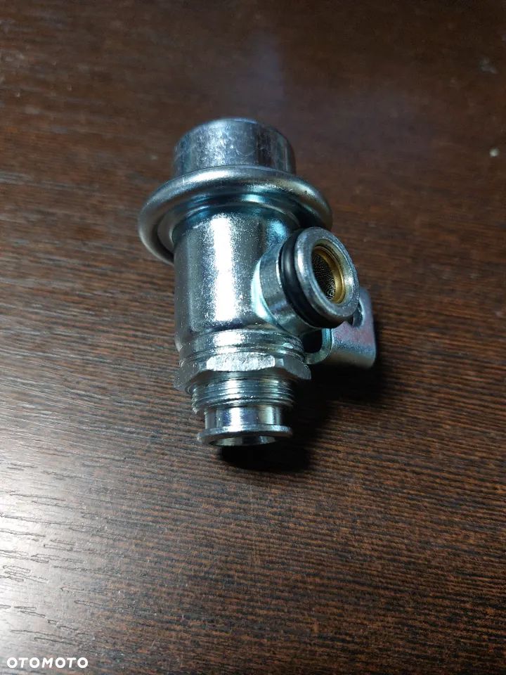Regulator ciśnienia paliwa Chevrolet GM 4,2B 88894176 - 2