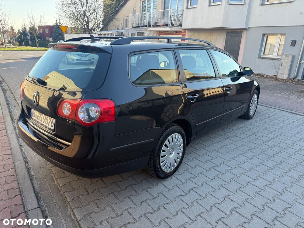 Volkswagen Passat 1.9 TDI DPF Trendline - 14