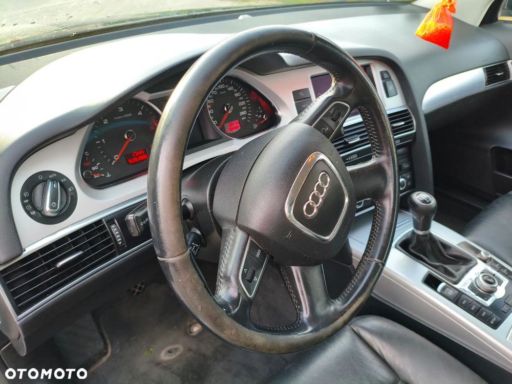 Audi A6 Avant - 12