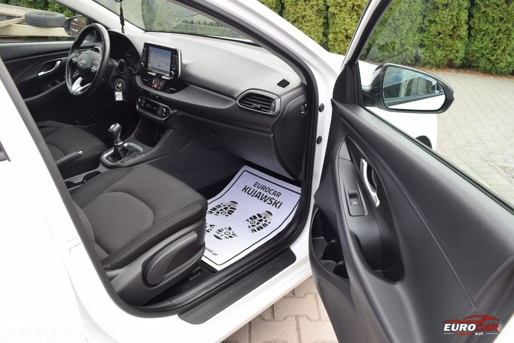 Hyundai i30 1.4 YES - 14