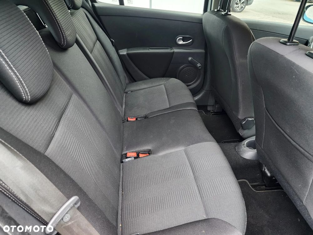 Renault Clio 1.2 16V Dynamique - 20