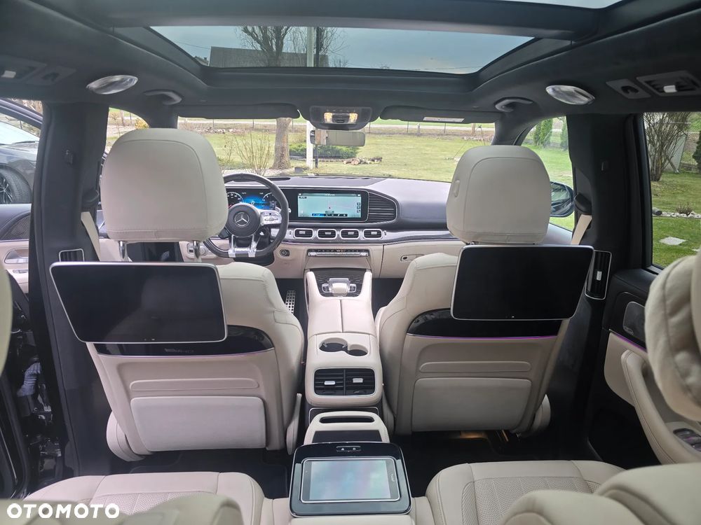 Mercedes-Benz GLS - 21