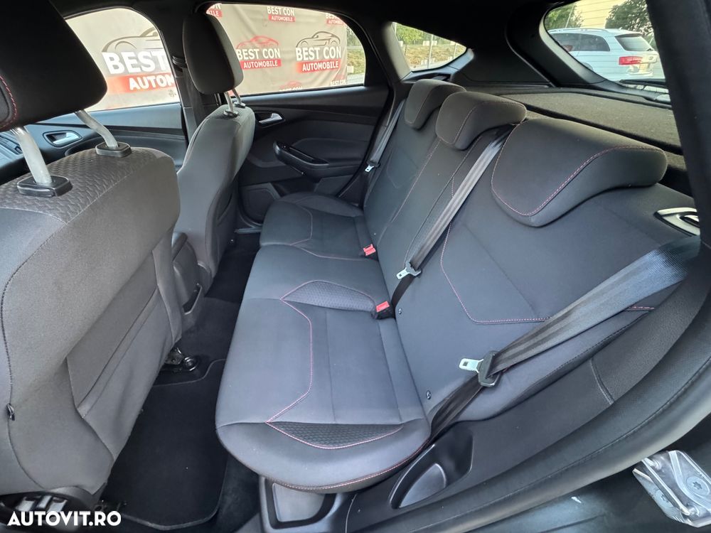 Ford Focus 1.0 EcoBoost ST-Line - 13