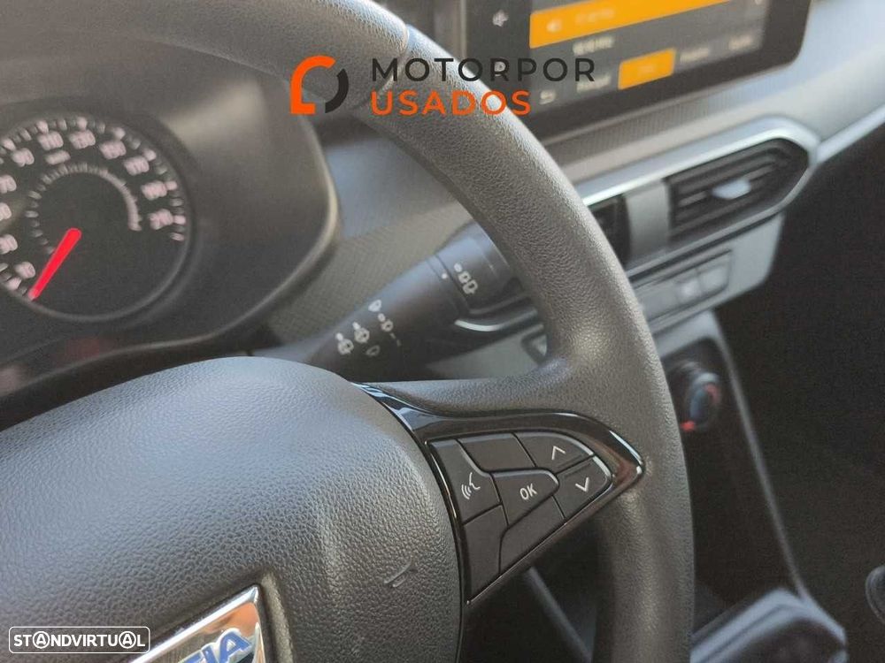 Dacia Sandero 1.0 SCe Essential - 17