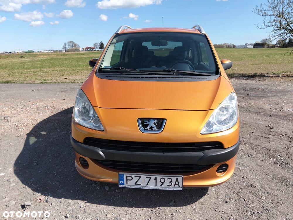 Peugeot 1007 1.4 Trendy - 2