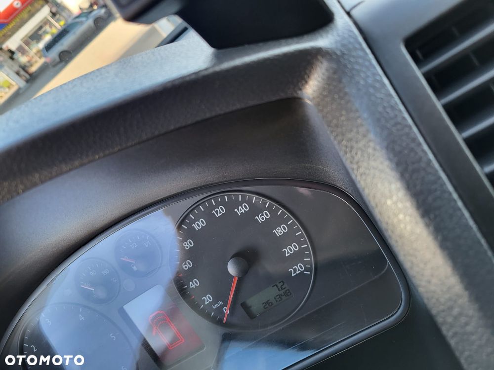 Volkswagen Caravelle L1 Trendline - 26