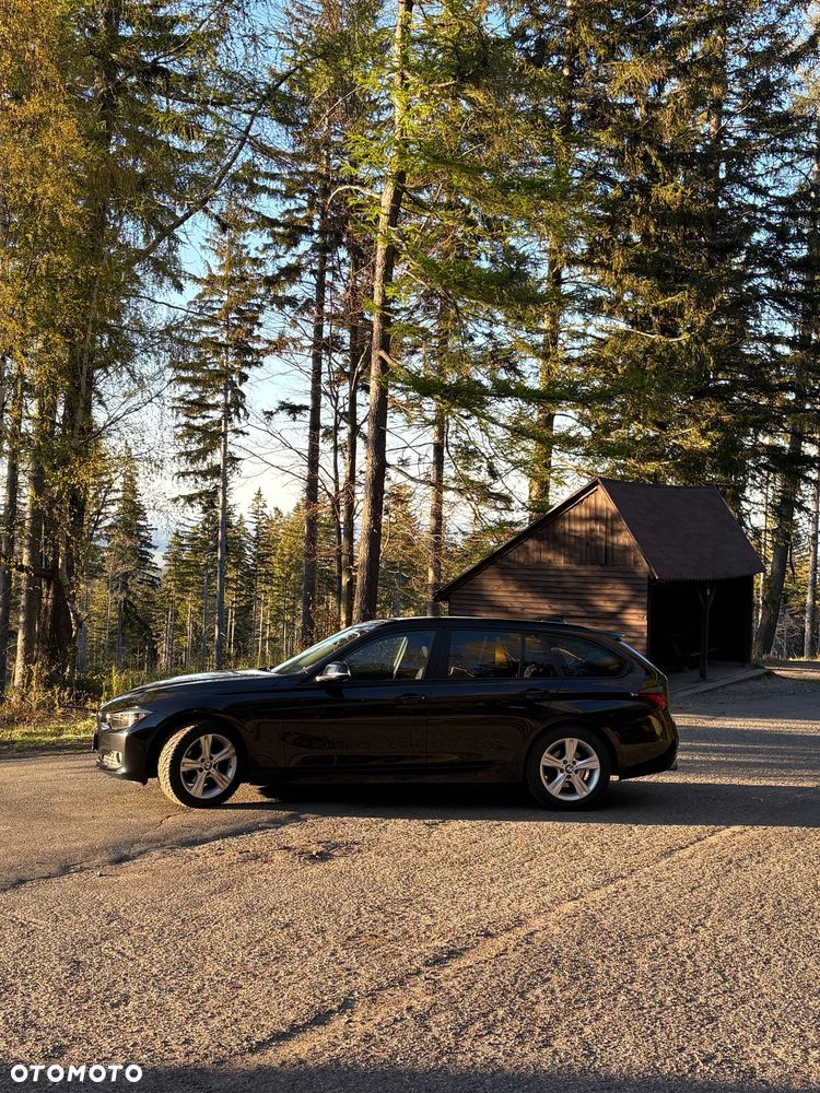BMW Seria 3 318d - 5