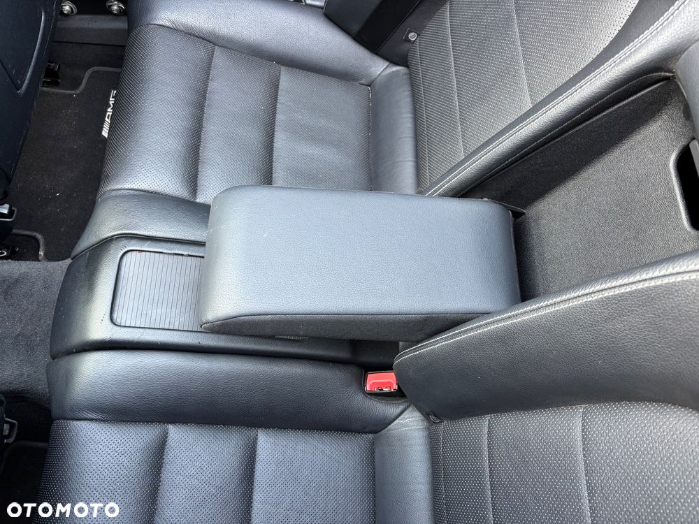 Mercedes-Benz Klasa E 250 - 19