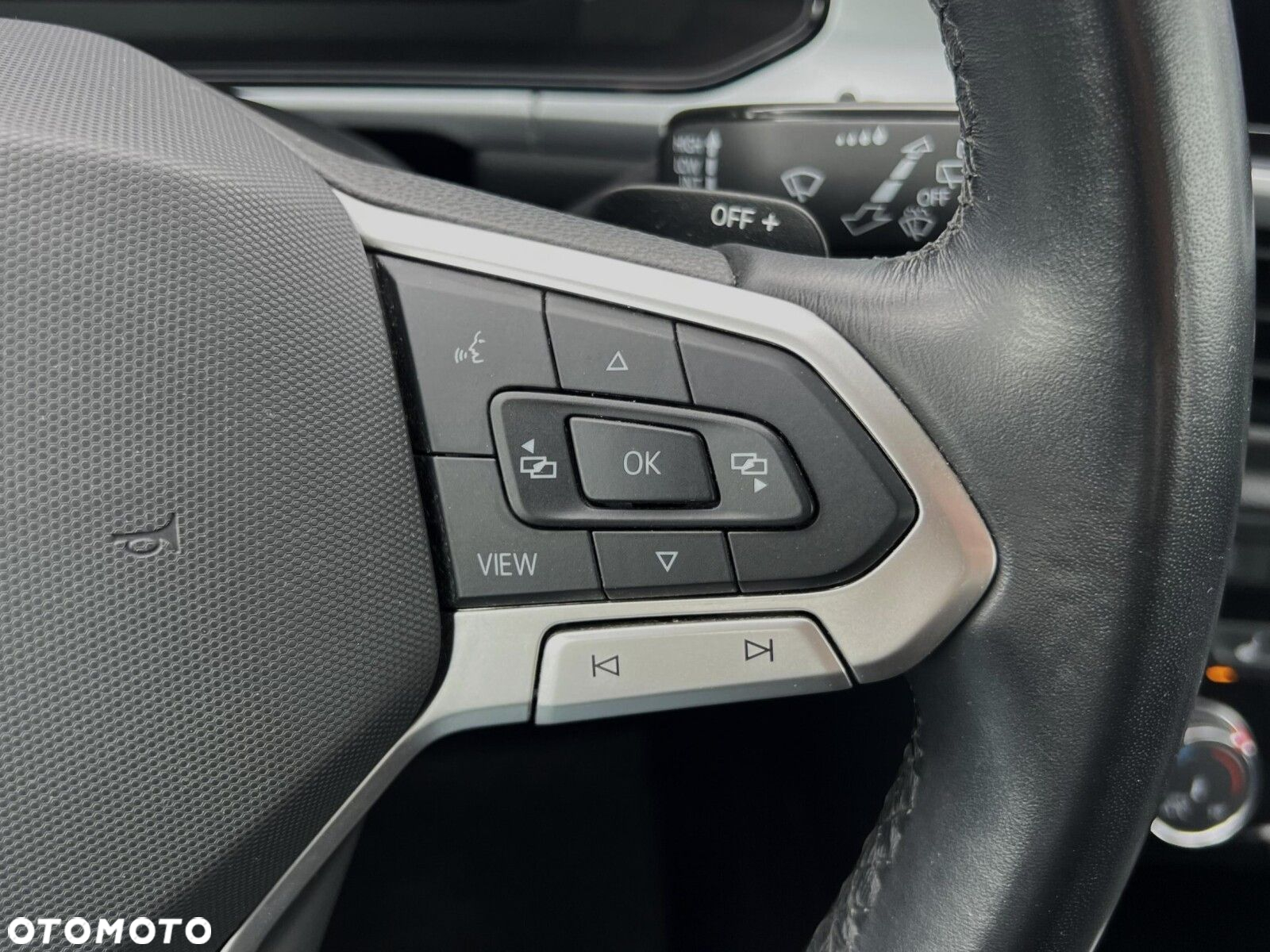 Volkswagen T-Roc 1.5 TSI Life DSG - 21