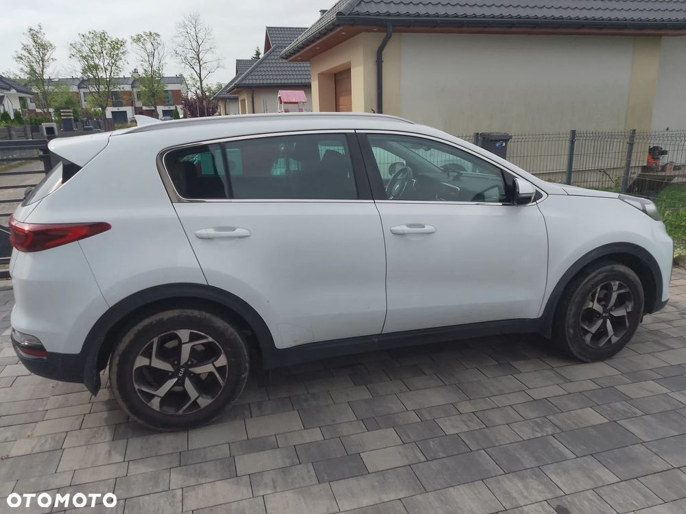 Kia Sportage 1.6 GDI L 2WD - 9