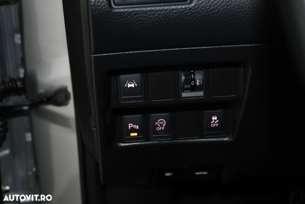 Nissan Qashqai 1.5 DCI N-Connecta - 21