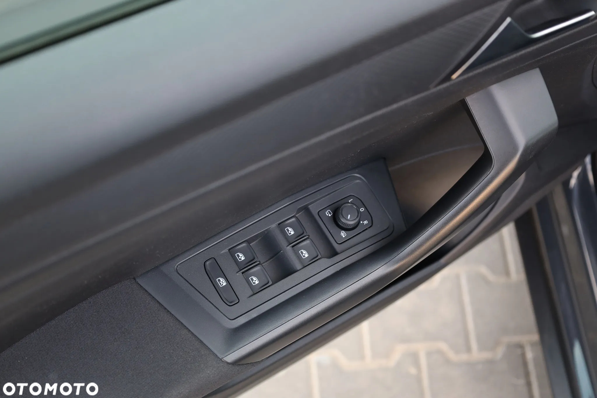 Volkswagen T-Roc 1.5 TSI ACT Advance - 14