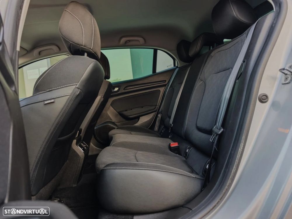 Renault Mégane 1.5 Blue dCi Limited - 8