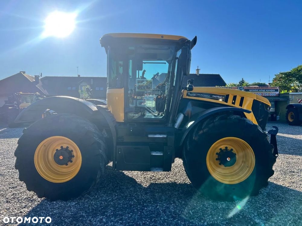 JCB Fastrac 4220 - 6
