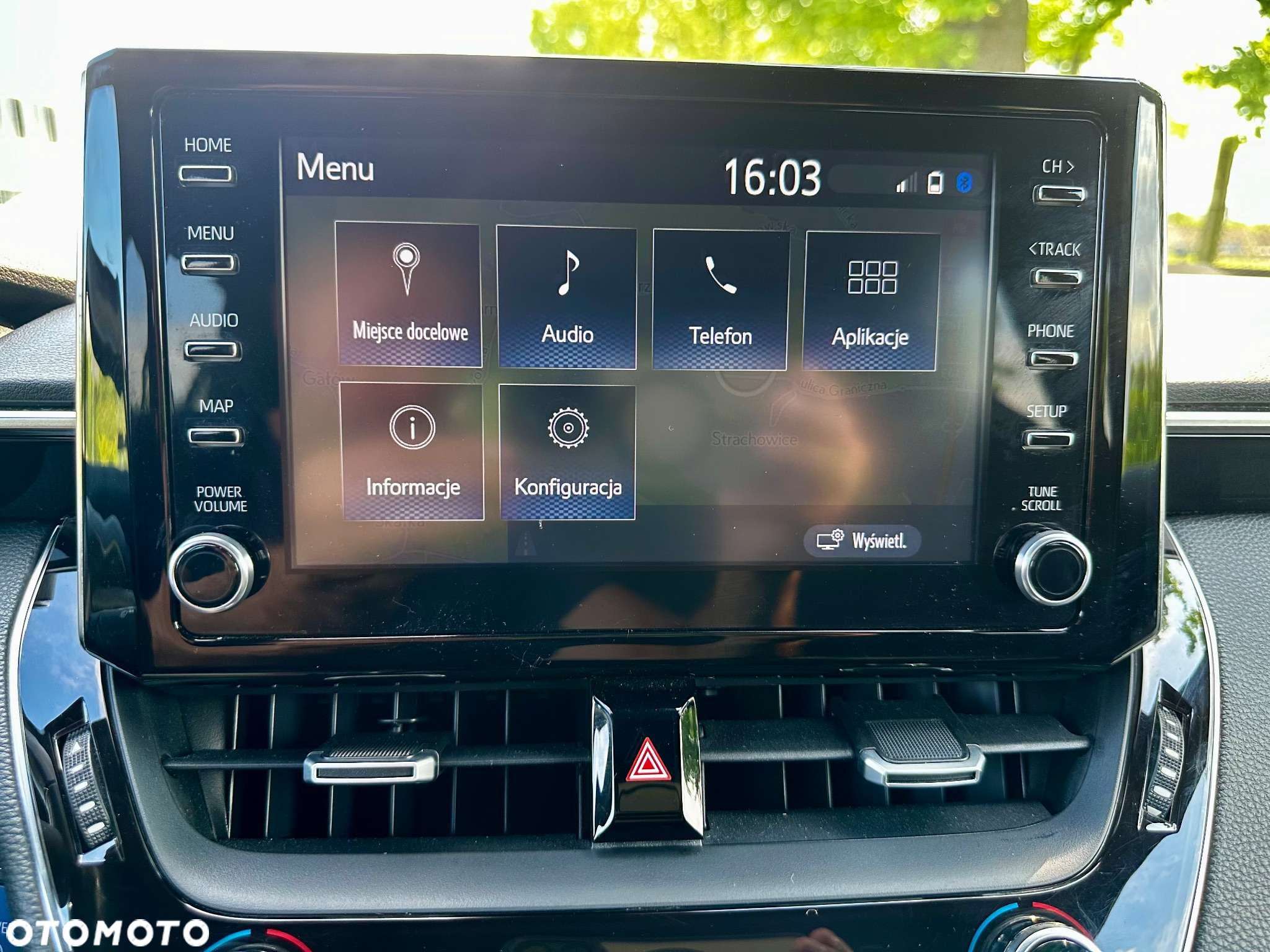 Toyota Corolla 2.0 Hybrid Style - 31