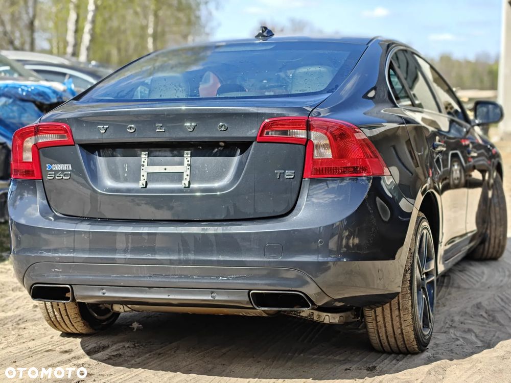 Volvo S60 T5 Geartronic Momentum - 2