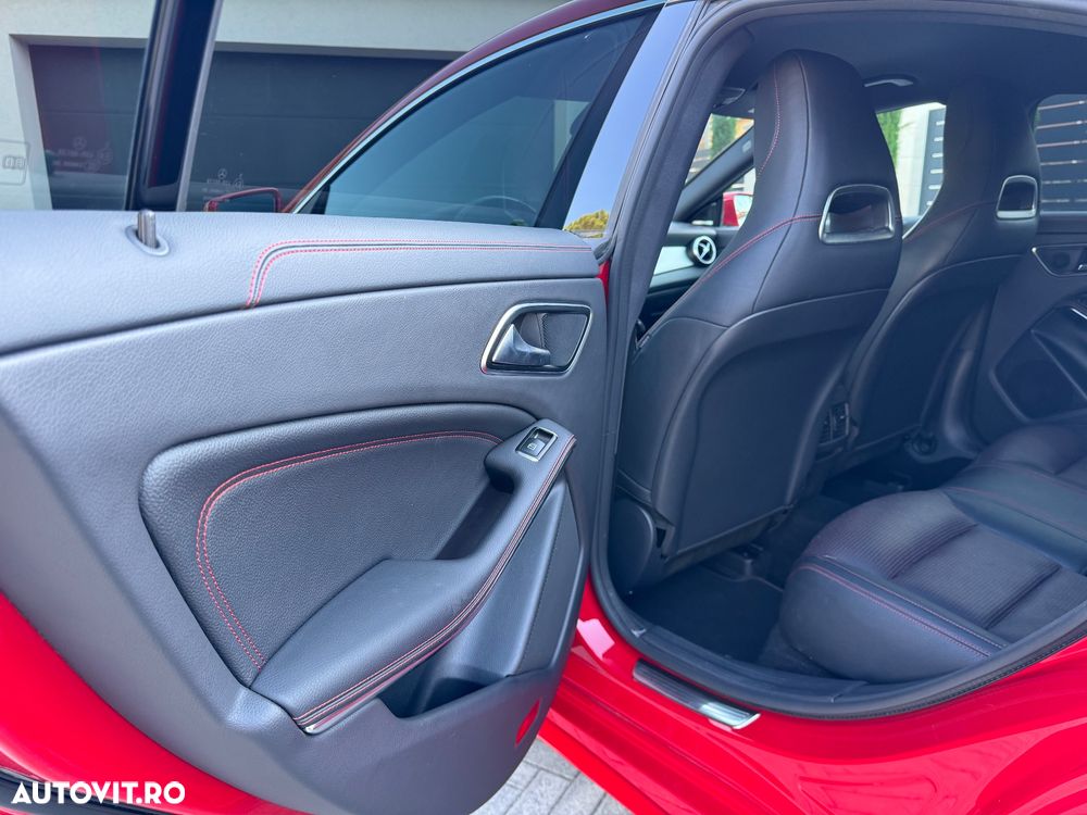 Mercedes-Benz CLA 200 7G-DCT AMG Line - 8