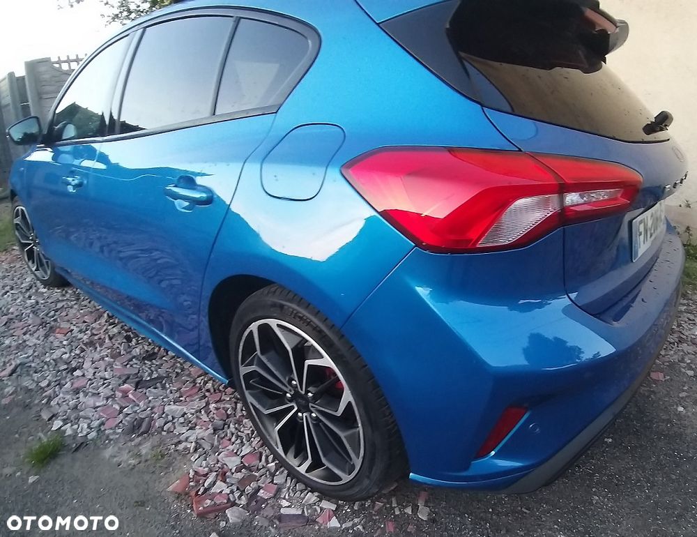 Ford Focus 1.0 EcoBoost Start-Stopp-System ST-LINE STYLE - 9
