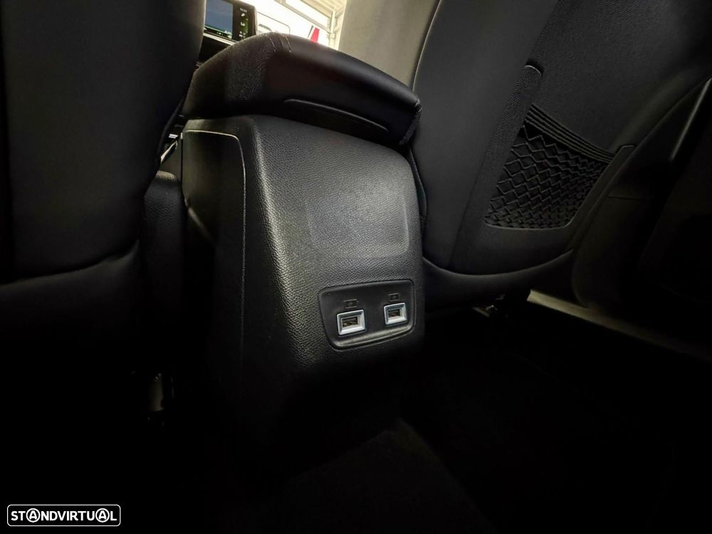 Peugeot 2008 1.2 PureTech GT - 15