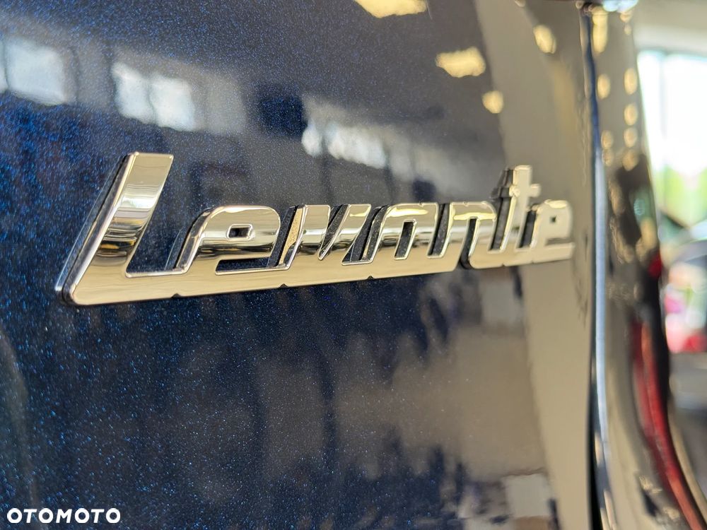 Maserati Levante S - 32