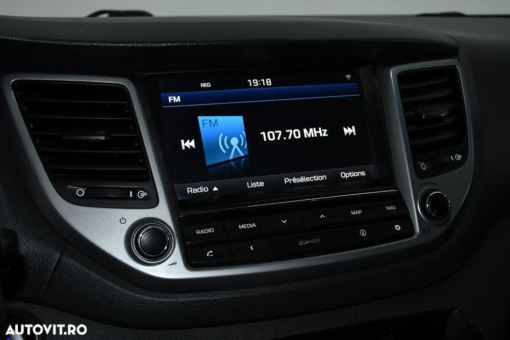 Hyundai Tucson 2.0 CRDI 2WD Style - 19