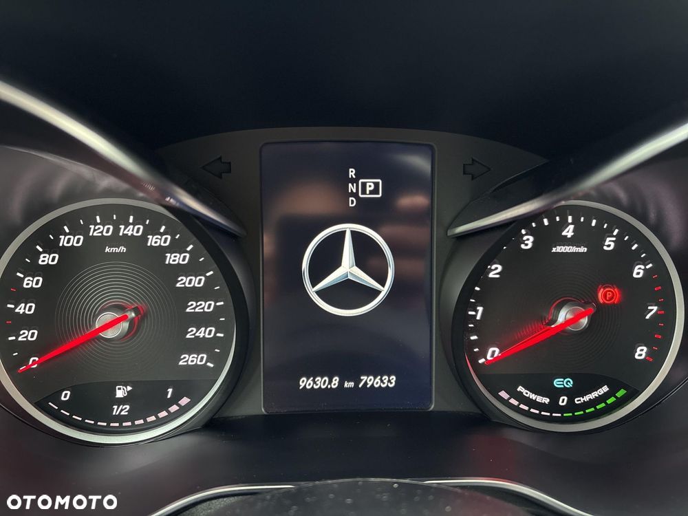 Mercedes-Benz GLC - 14