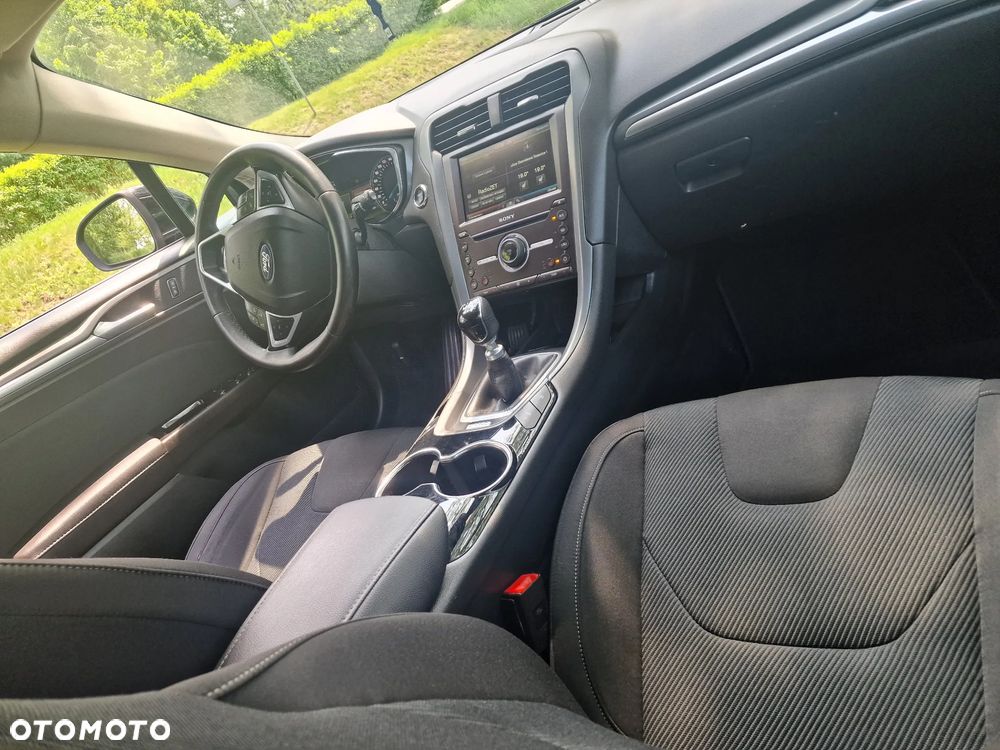 Ford Mondeo 2.0 TDCi Titanium - 3