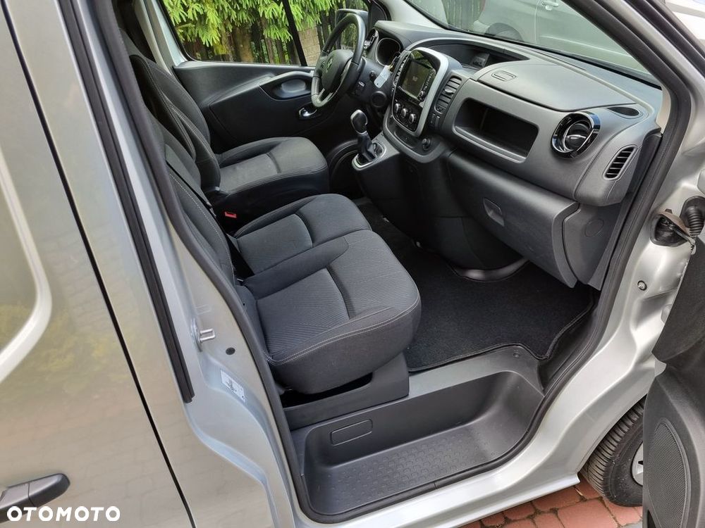 Renault Trafic Grand 2.0 dCi EDC - 6