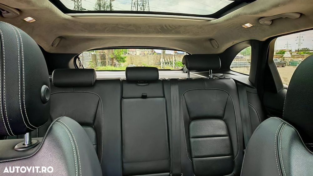 Jaguar F-Pace 30d AWD R-Sport - 17