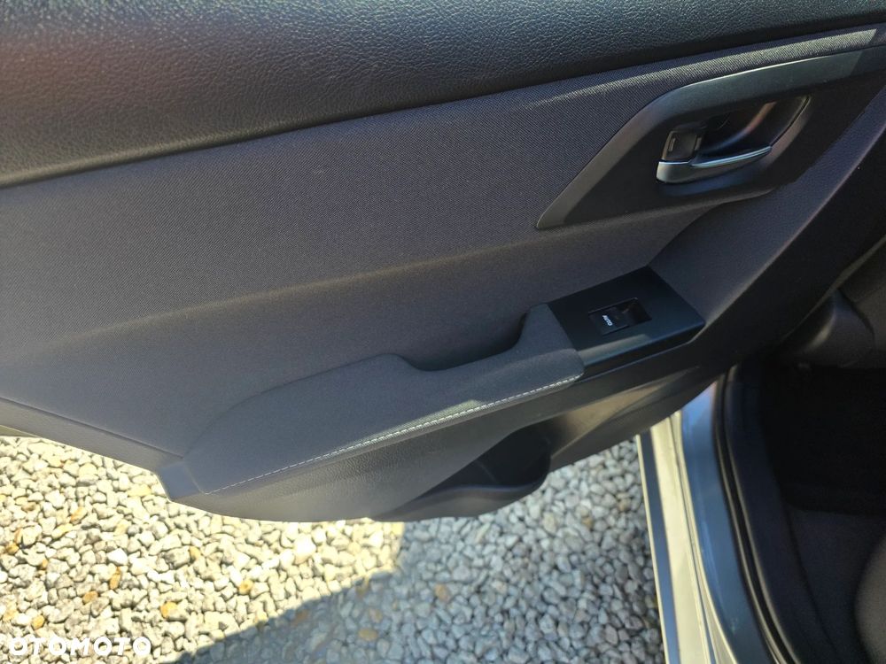 Toyota Auris 1.2 T Dynamic - 14