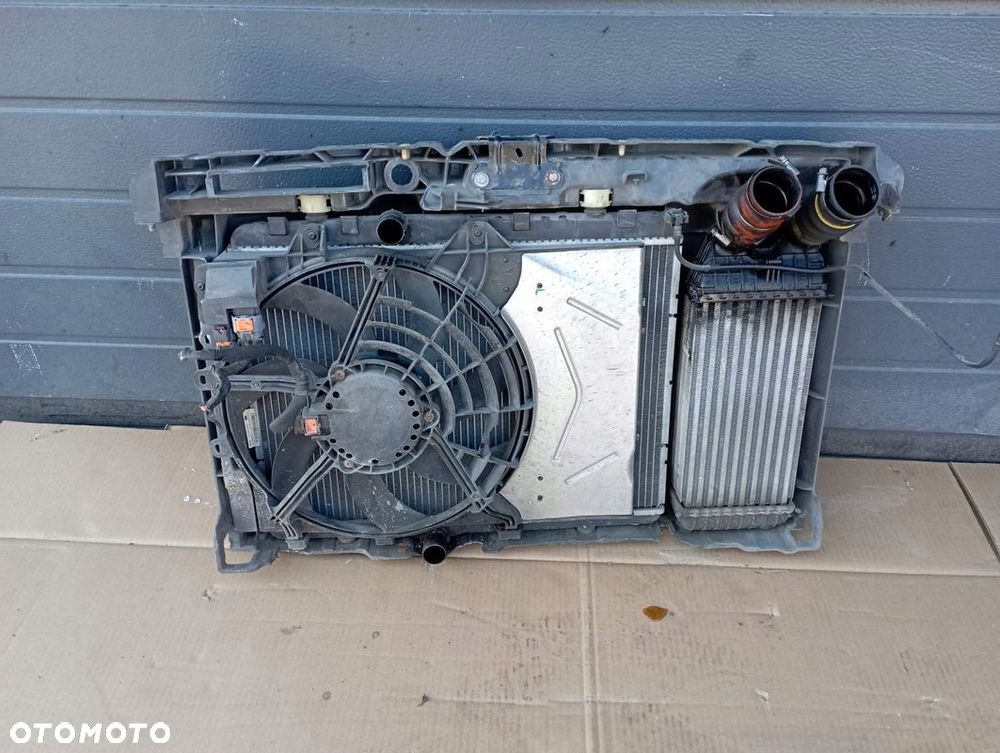 PEUGEOT 2008 1.6 BLUE HDI PAS PRZÓD PRZEDNI CHŁODNICE KOMPLET - 2