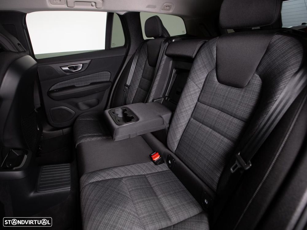 Volvo V60 2.0 T6 AWD TE Core - 10