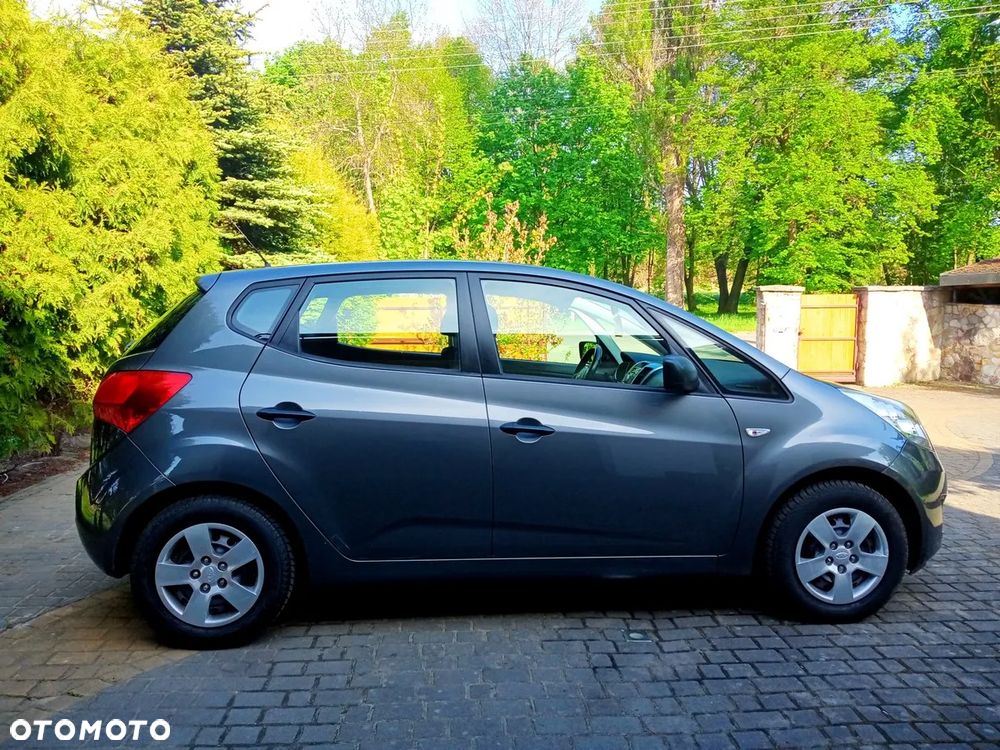 Kia Venga 1.4 CVVT Vision - 8