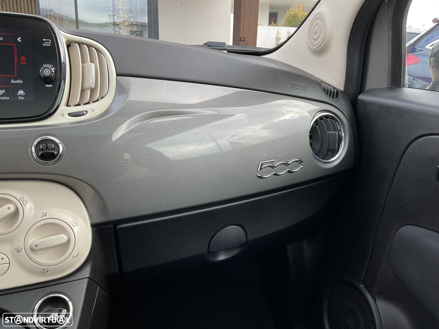Fiat 500 1.0 Hybrid Lounge - 33
