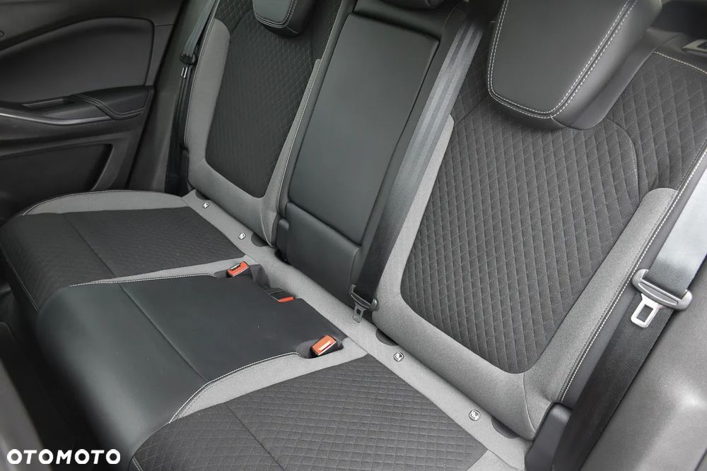 Opel Grandland X Plug-in-Hybrid4 1.6 DI Start/Stop INNOVATION - 36