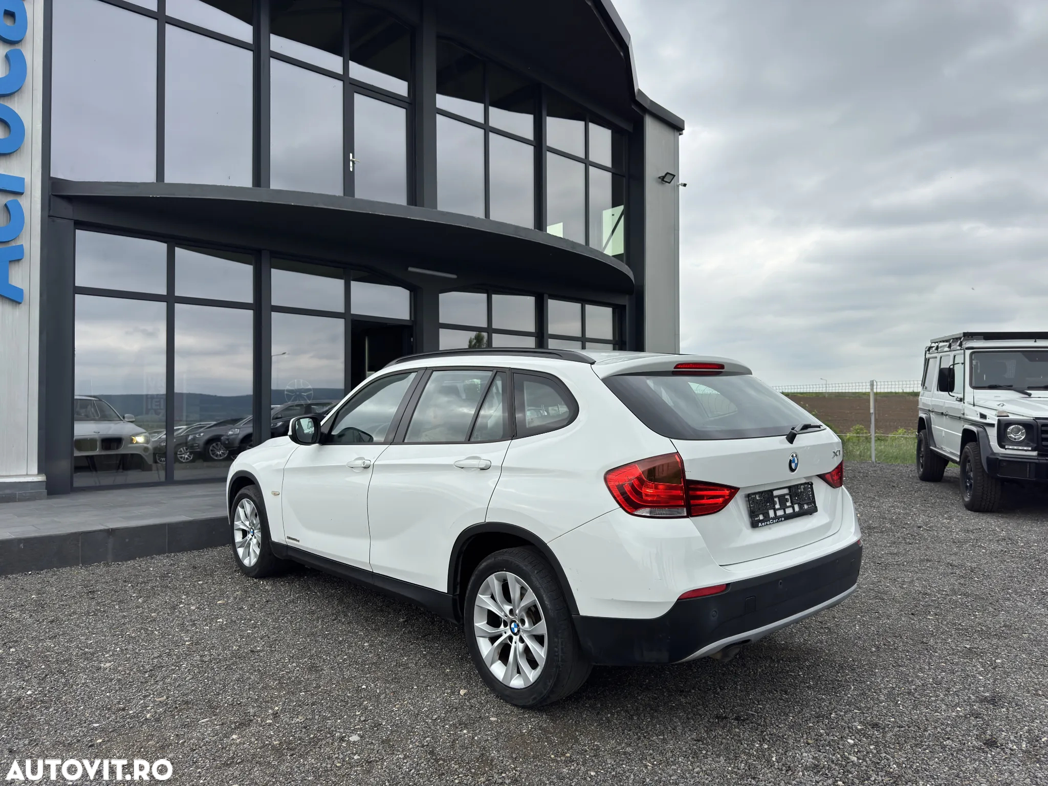 BMW X1 sDrive18d - 9