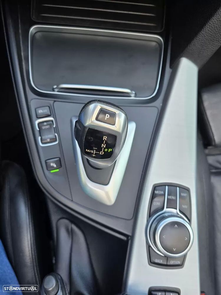 BMW 420 i Pack Desportivo M Auto — fotografia 8