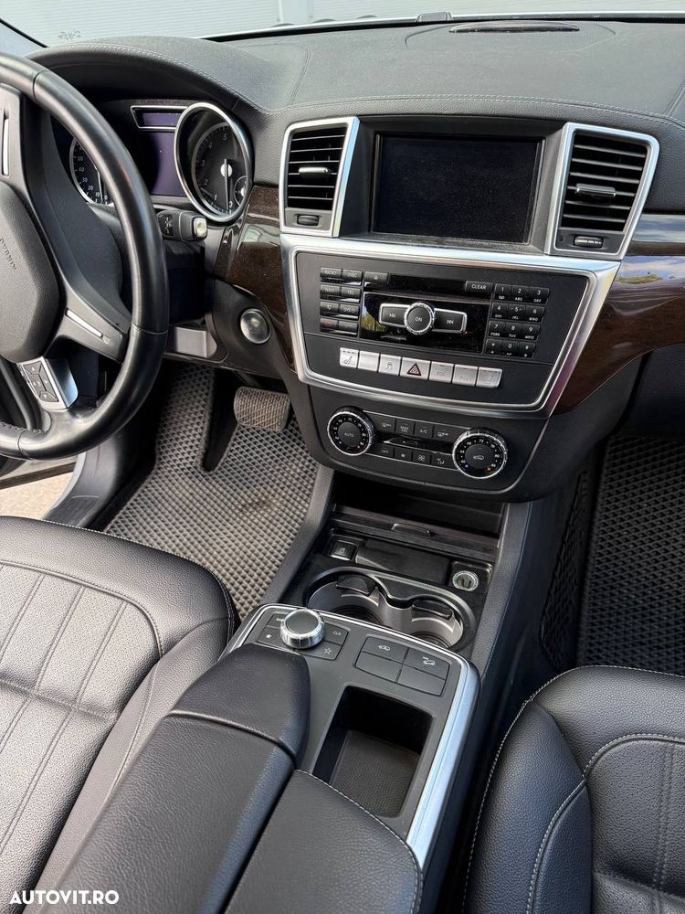 Mercedes-Benz GL - 18