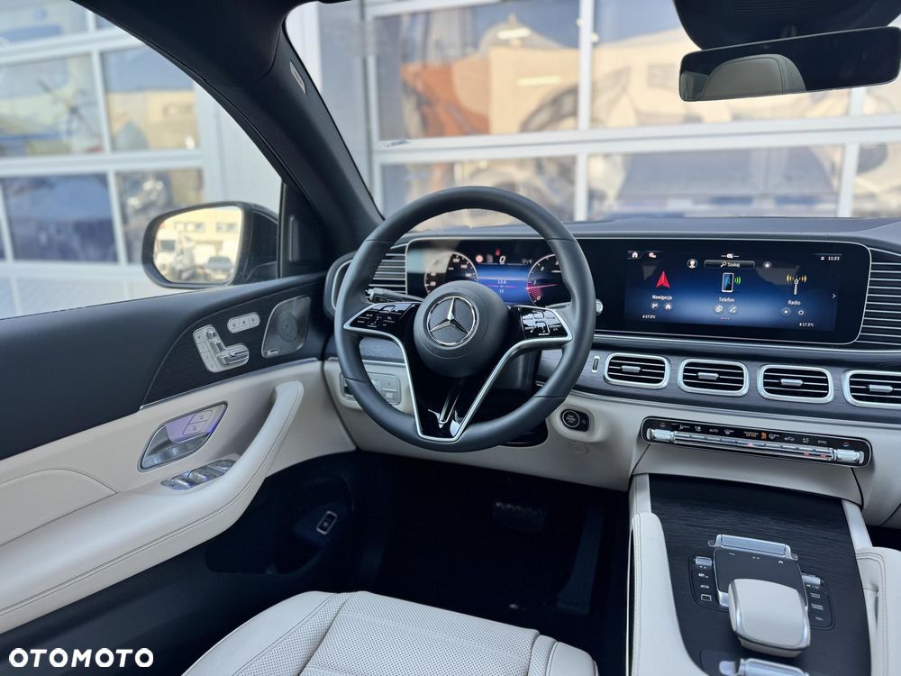 Mercedes-Benz GLE 300 d 4Matic 9G-TRONIC AMG Line Advanced Plus - 14