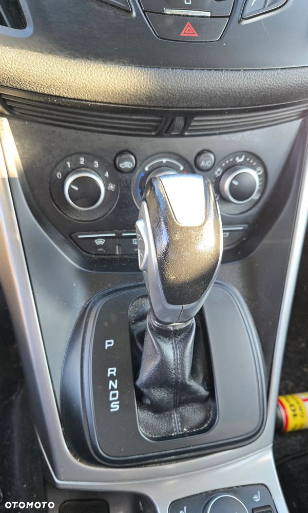 Ford Kuga 2.0 TDCi 4x4 Titanium - 30