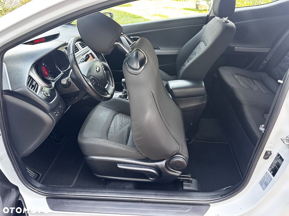Kia ProCeed 1.6 GDI Edition 7 - 24