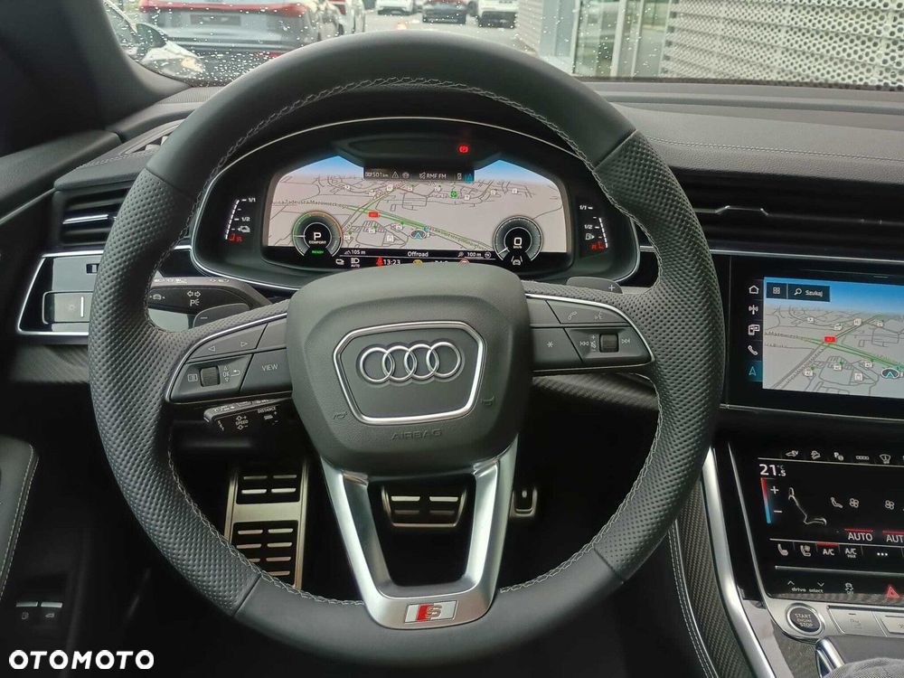 Audi Q8 - 10
