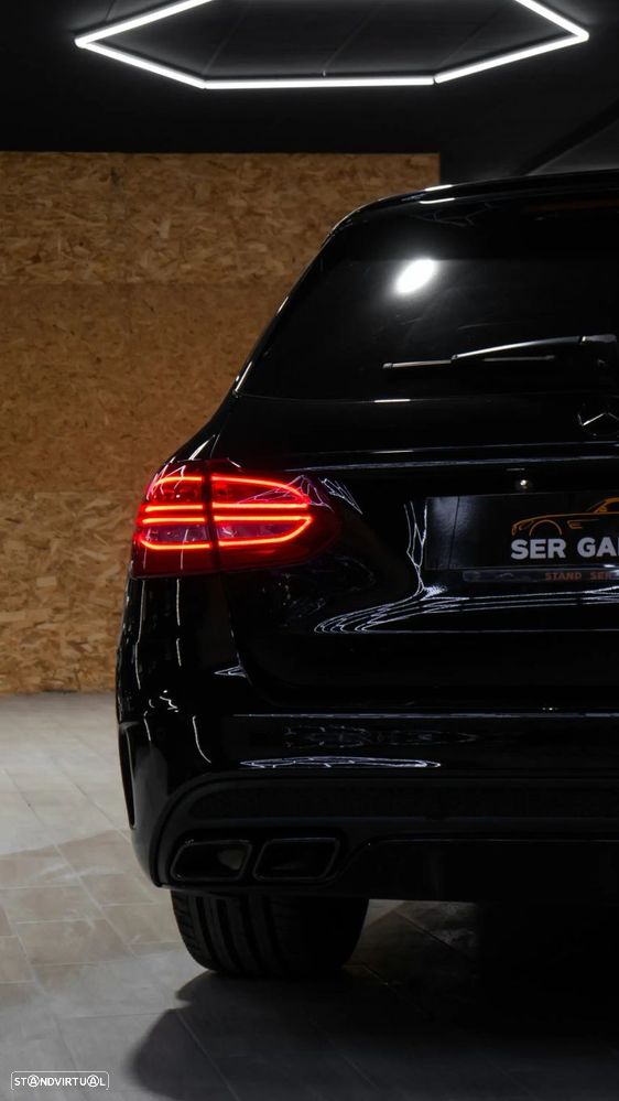 Mercedes-Benz C 63 AMG S - 12