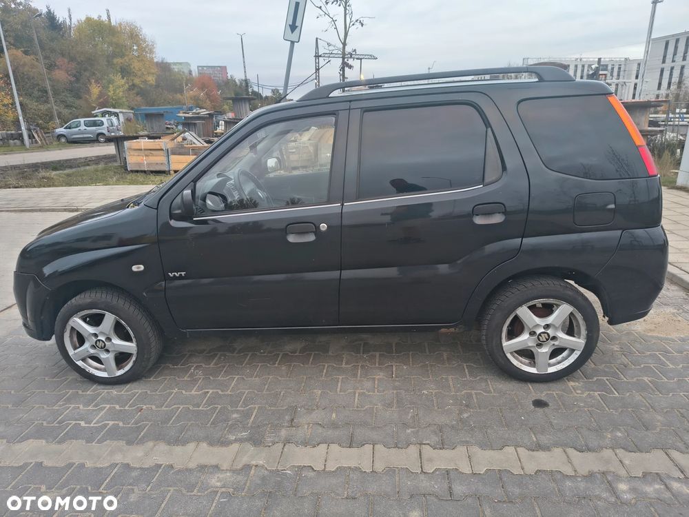 Suzuki Ignis 2006 photo 3