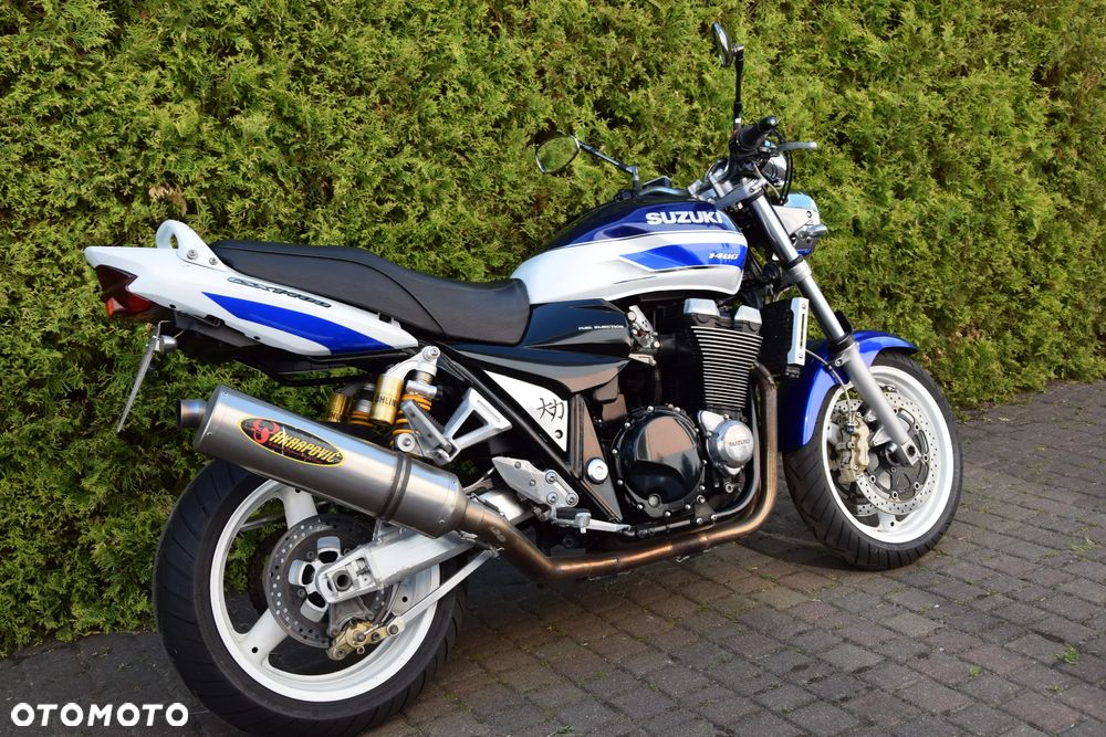 Suzuki GSX - 2