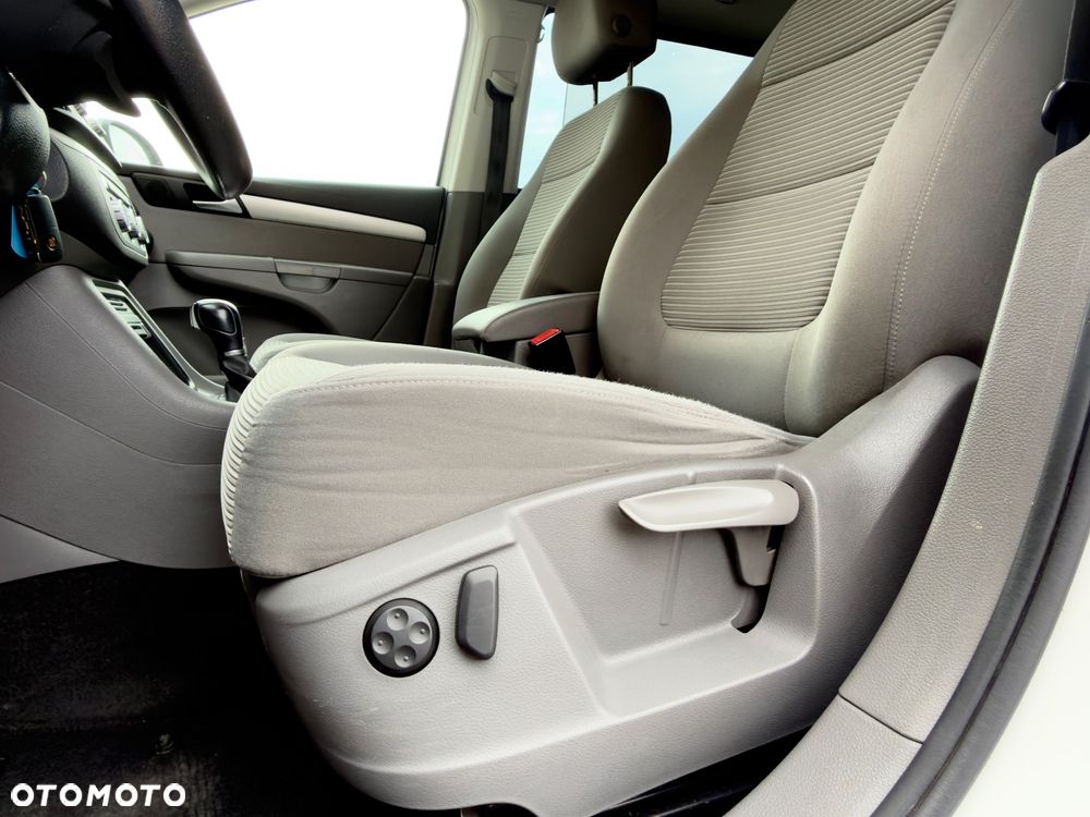 Seat Alhambra 2.0 TDI Reference DSG - 17