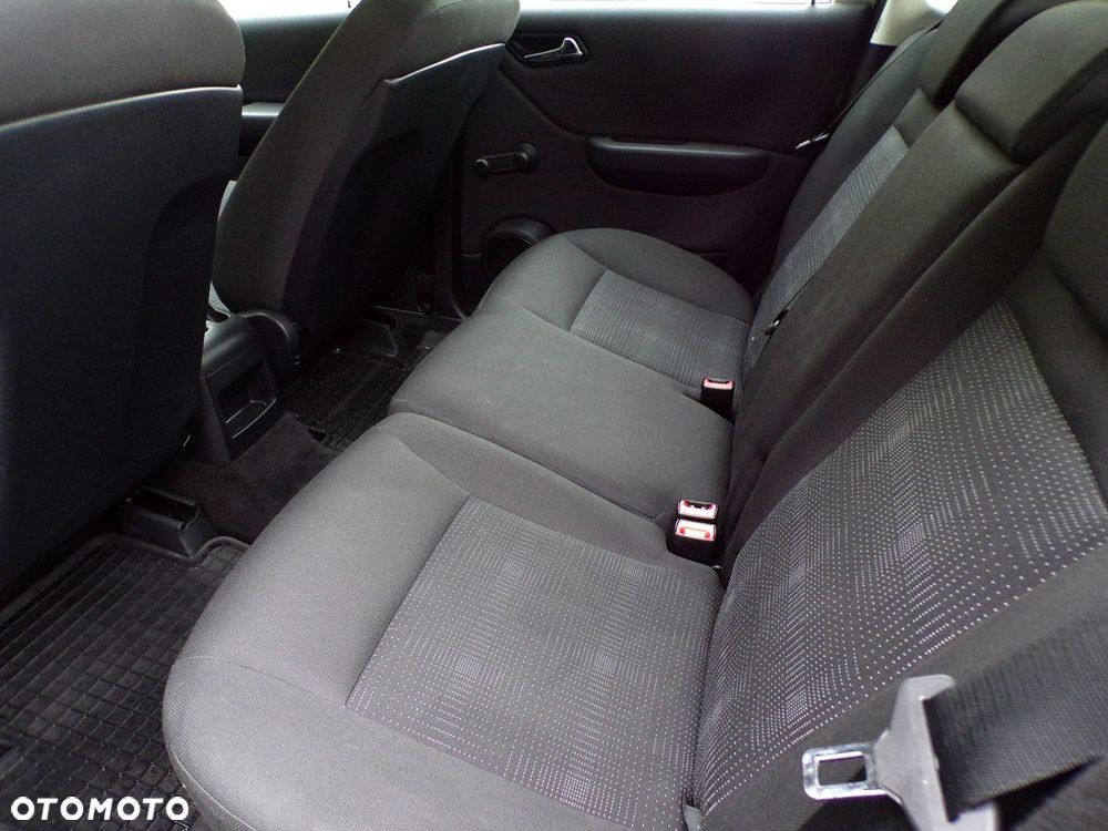 Mercedes-Benz Klasa A - 23