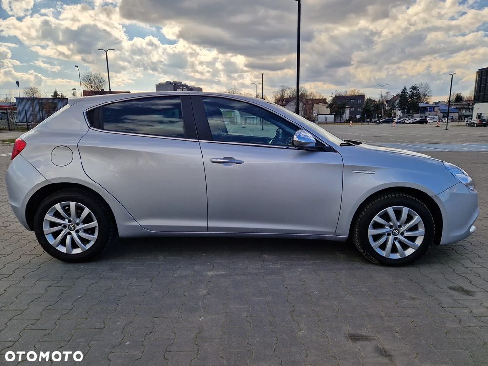 Alfa Romeo Giulietta - 7