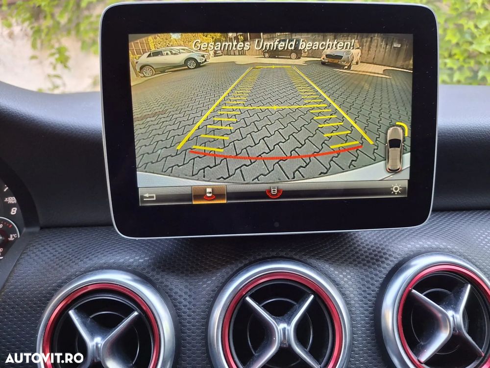 Mercedes-Benz A 180 7G-DCT - 9